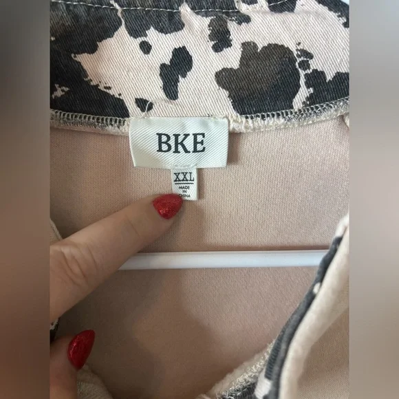 BKE beige and pink jacket - Picture 2 of 4